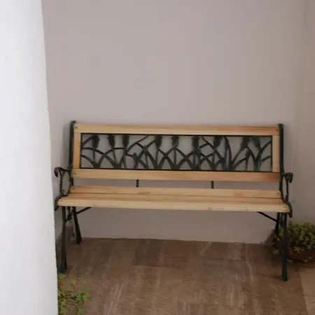 Lamie Guest house